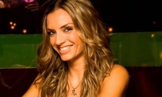 Μαρία Ένεζλη: «Το τελευταίο διάστημα έχουν μπει στη ζωή μου η γιόγκα και ο διαλογισμός»