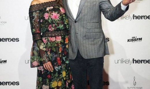 Θα γίνουν για πρώτη φορά γονείς; Η μυστηριώδης εμφάνιση του ζευγαριού και οι φήμες περί εγκυμοσύνης