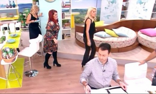 Η Κατερίνα Ζαρίφη δεν μπορούσε να περπατήσει και πήγε να κάτσει αλλά…