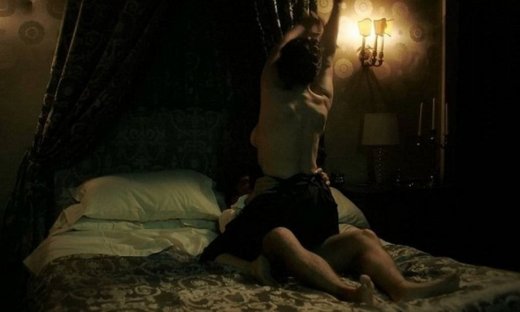 H 52αρα Monica Bellucci σε μια από τις πιο «καυτές» σκηνές της