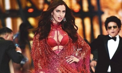 Η πρώτη εμφάνιση της Irina Shayk μετά το show και τα πολύ εμφανή σημάδια της εγκυμοσύνης