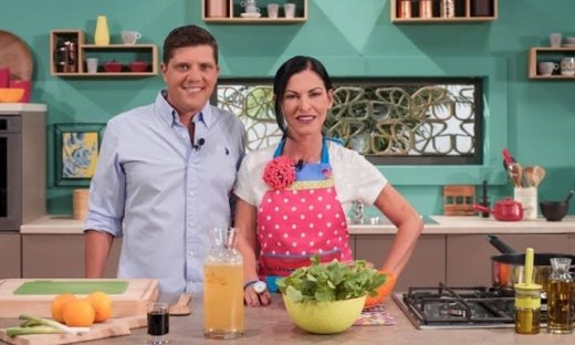 Με ποιον ηθοποιό θα μαγειρέψει η Ελένη Ψυχούλη;