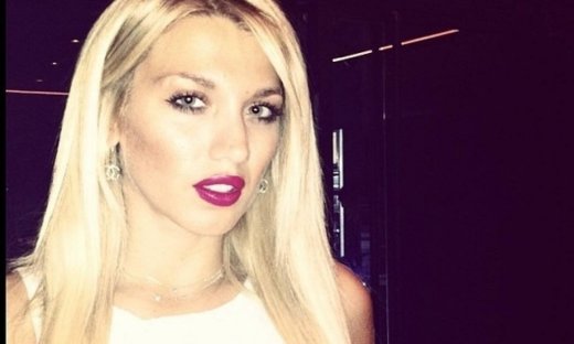 Κωνσταντίνα Σπυροπούλου: Δείτε τι κάνει στο Λονδίνο! (φωτό)