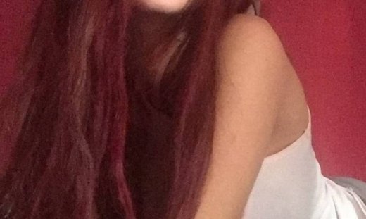 «Χωρισμένα» Χριστούγεννα για τραγουδίστρια. «Με έκλεινε στο σπίτι στον Πειραιά» (Nassos Blog)