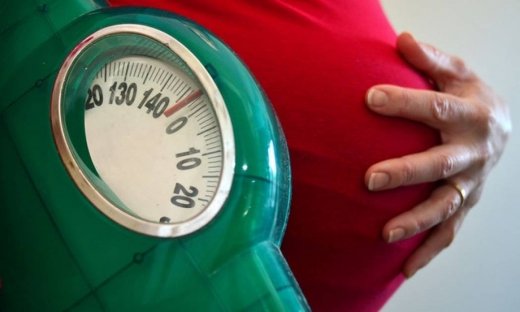 Αύξηση βάρους στην εγκυμοσύνη: Επηρεάζει τη μελλοντική υγεία του παιδιού;