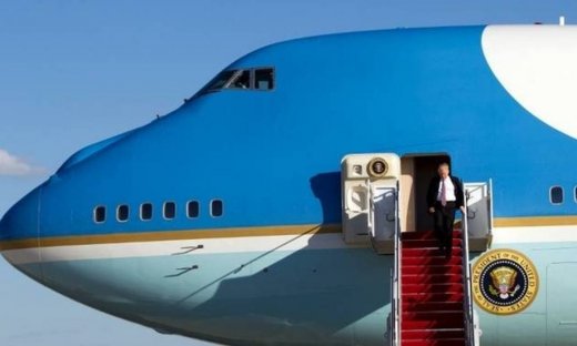 Το παρθενικό ταξίδι του Τραμπ με το Air Force One (photos)