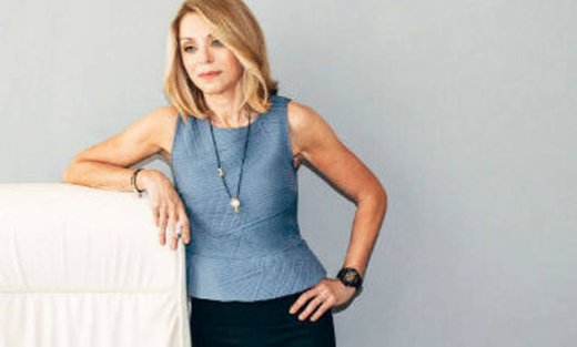 Έλλη Στάη: «Το γιο μου πρώτα τον εκτιμώ και μετά τον αγαπάω»