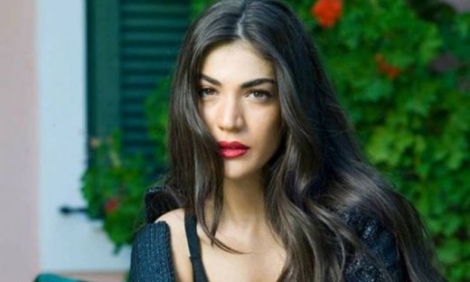 Ήβη Αδάμου: «Θέλω να υπάρχει μια ζωηράδα στη ζωή μου»