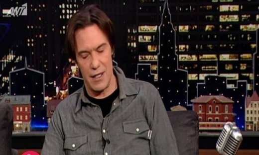 Στράτος Τζώρτζογλου:  Δε θα πιστεύετε πόσο χρονών είναι