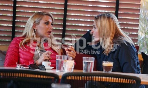 Κωνσταντίνα Σπυροπούλου – Χριστίνα Παππά: Καφεδάκι και συζήτηση στη Γλυφάδα