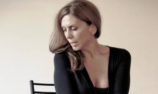 Κατερίνα Διδασκάλου: «Απαξιώνεται ο θεσμός του θεάτρου»