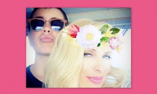 O γιος της Ελένης Μενεγάκη είναι τρελά ερωτευμένος! Η τρυφερή φωτογραφία και οι… καρδούλες!