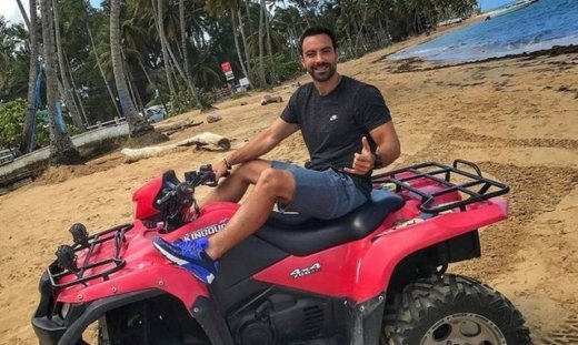 Η φωτογραφία του Σάκη Τανιμανίδη που έχει προκαλέσει σάλο στο Instagram