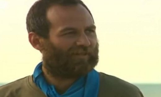 Απολαυστικό βίντεο. Ο μισθοφόρος ζητάει ξεμάτιασμα και στο facebook δίνουν ρέστα