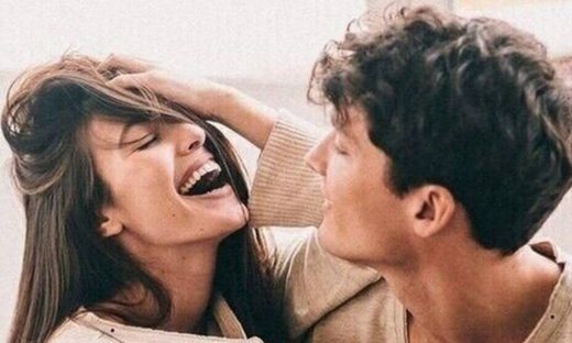 Με αυτούς τους 3 τρόπους θα δώσεις στη σχέση σου το «αλατοπίπερο» που της λείπει