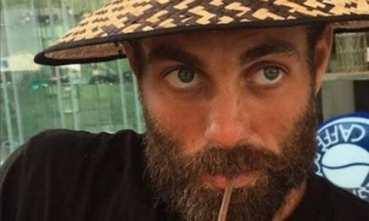 Survivor: Ο Στέλιος Χανταμπάκης με...  πούρο στον Άγιο Δομίνικο (φωτό)