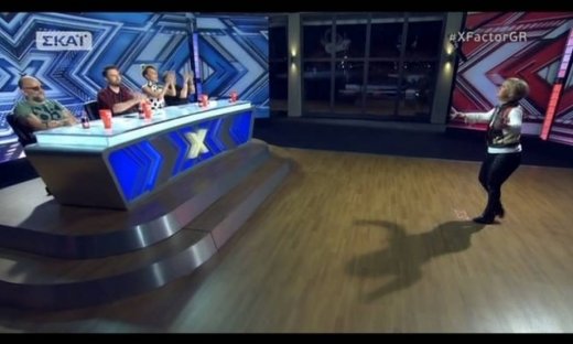 X-factor: Ο Μαζωνάκης έκανε φωνητικά στην διαγωνιζόμενη