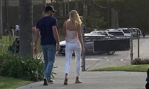 Η εκδίκηση του πρώην: Λίγες εβδομάδες μετά τον χωρισμό και ο star κυκλοφορεί με την ξανθιά καλλονή