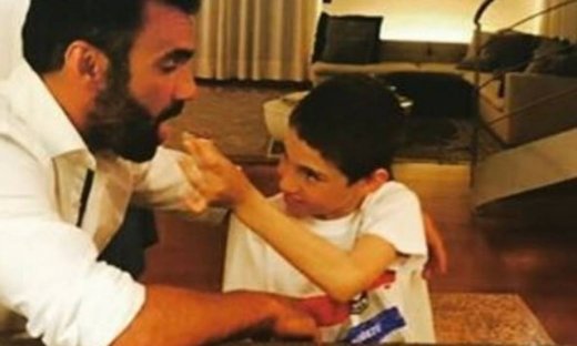 Survivor: Η τρυφερή στιγμή του Λάμπρου Χούτου με τον γιο του