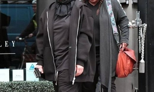 Λίγες ημέρες μετά την επιβεβαίωση του χωρισμού της η star κάνει την πρώτη της εμφάνιση