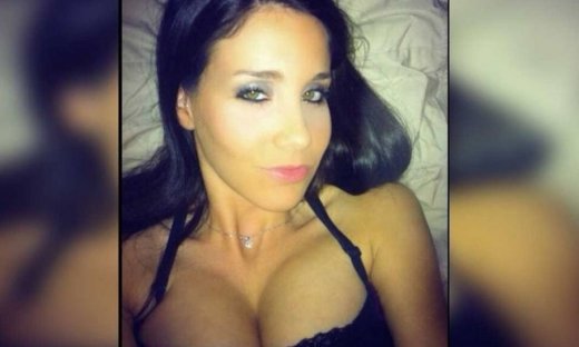 Προσοχή. Η σέξι Στεφανία είναι…εκβιάστρια και κλέφτρα (Nassos Blog)