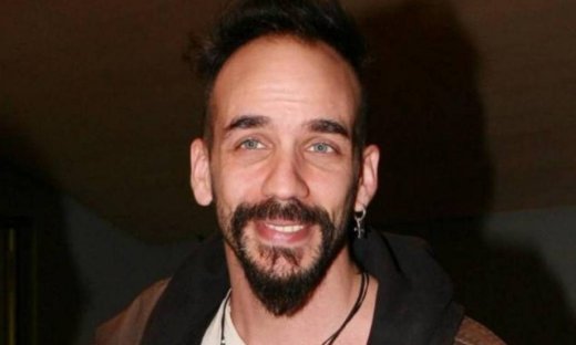 Πάνος Μουζουράκης: Βόλτα χωρίς την Σολωμού