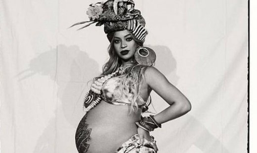 Λίγο πριν η Beyonce φέρει στον κόσμο τα διδυμάκια της, η μητέρα της μιλάει για την εγκυμοσύνη της