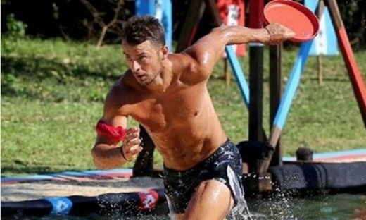 Κορίτσια, έτσι θέλει ο Γιώργος Αγγελόπουλος τη γυναίκα του!