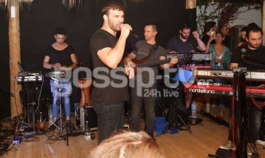 Η live εμφάνιση του Σαμπάνη στην Μύκονο