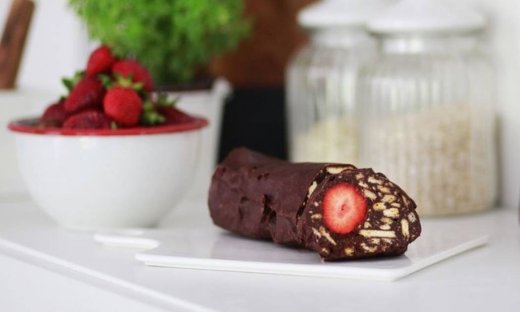 Η συνταγή του Σαββατοκύριακου: Κορμός με φράουλες