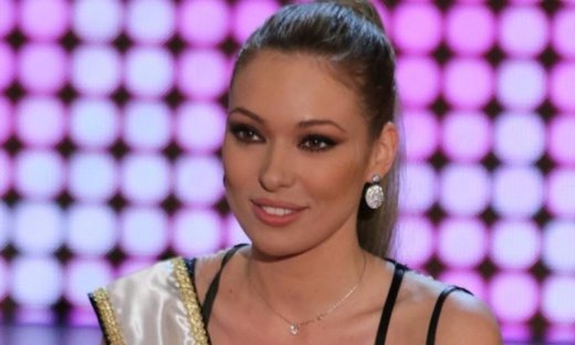 Μικαέλα Φωτιάδη: Ποζάρει με το μαγιό της λίγες μέρες πριν γεννήσει