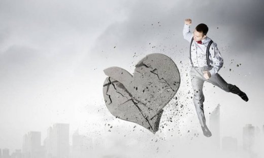 Σύνδρομο takotsubo: Τι είναι & τι προκαλεί στην καρδιά