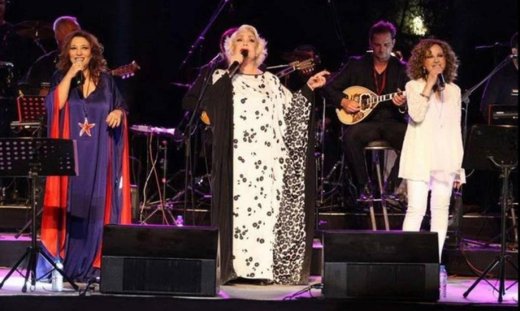 Μαρινέλλα-Βιτάλη-Γλυκερία: Πρώτη συνάντηση στο Κατράκειο