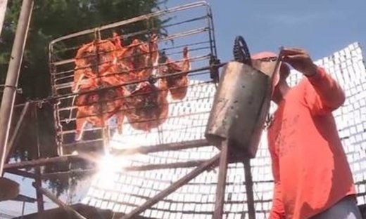 Ταϊλανδός ψήνει κοτόπουλο με το φως του ήλιου (Vid)