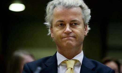 Ανθελληνικό παραλήρημα από τον ακροδεξιό Βίλντερς: «Τρώτε τα λεφτά μας σε ούζο και σουβλάκια»