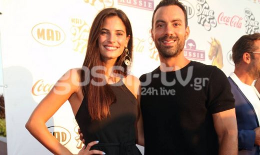 Madvma 2017: Ο Σάκης Τανιμανίδης μαζί με τη Μπόμπα του στο κόκκινο χαλί