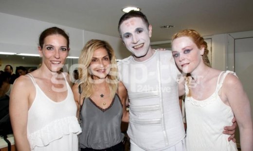 Θεατρική βραδιά για την Άννα Βίσση