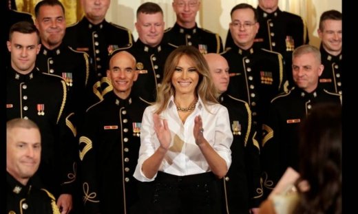 Σερ: «Αισθάνομαι άσχημα για τη Μελάνια Τραμπ»