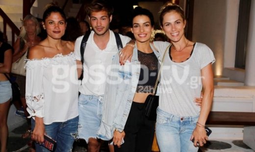 Στης Μυκόνου τα στενά οι…