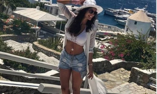 H Χριστίνα Μπόμπα αναστατώνει τη Μύκονο!