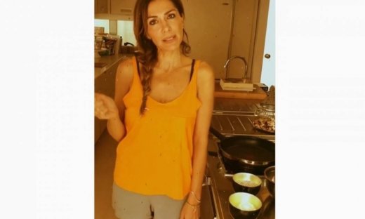 Η Βανδή μαγειρεύει υγιεινό πρωινό και σας δίνει τη συνταγή