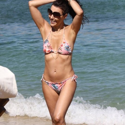 Κορμί... φωτιά