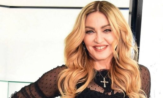 H Madonna γιόρτασε τα 59α γενέθλιά της και το γιόρτασε ανεβάζοντας φωτογραφία και με τα 6 παιδιά της