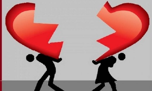 Γνωστή Ελληνίδα ηθοποιός χώρισε και απολαμβάνει τις διακοπές της στο Λονδίνο (φωτό)