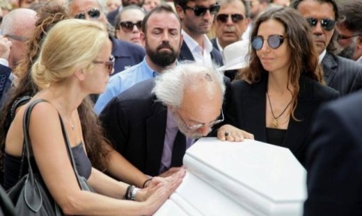 Η διαθήκη της Λάσκαρη. Τι παίρνουν η Μάρθα και η Μαρία - Ελένη (Nassos blog)