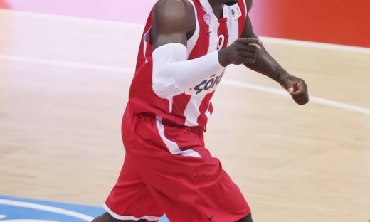 Από τα παρκέ της Euroleague... πορνοστάρ! Ποιος είναι;