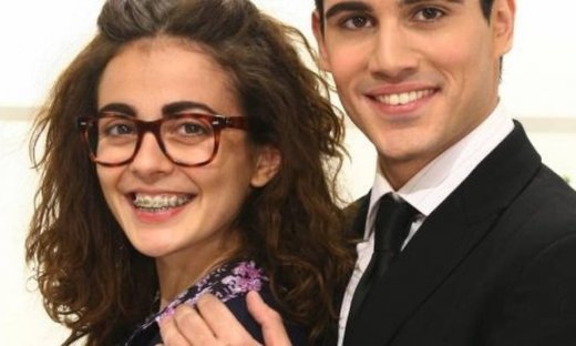 Μαρία η άσχημη: Η Μαριάννα ρίχνει τα ταρώ στη Μαρία και της ανακοινώνει πως…