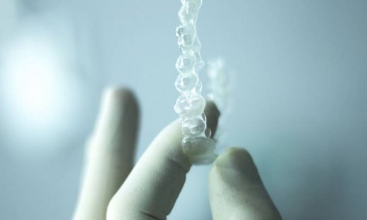 Για πόσα χρόνια πρέπει να φοριέται το «μασελάκι»;