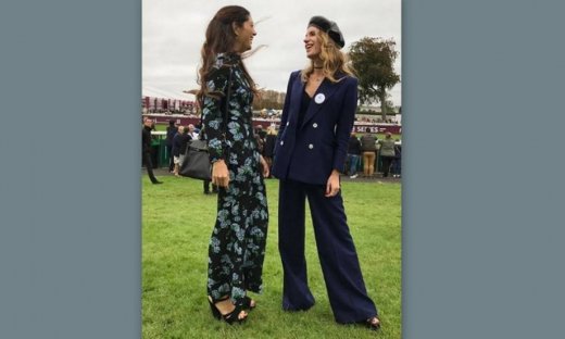 Σικ ακόμη και στον Ιππόδρομο η Ευγενία Νιάρχου