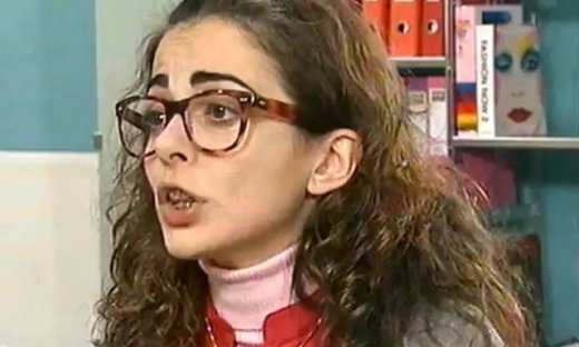 Μαρία η άσχημη: Η Μαριάννα, ρίχνοντας τα ταρώ, λέει στη Μαρία πως…